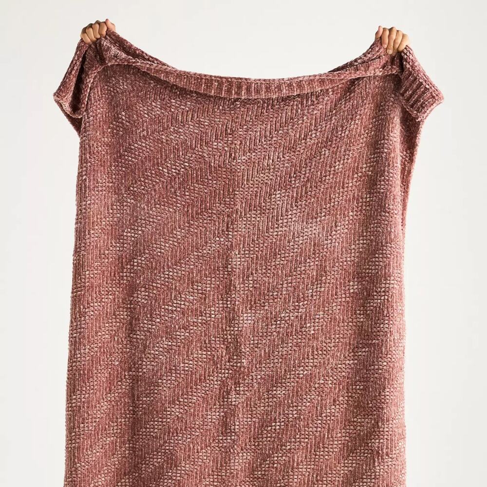 Anthropologie Rebecca Chenille Throw Blanket – Pink 70x50 – Discontinued NWT